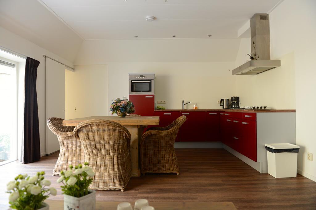 Stiens Appartementen Verhuur De Trijehoek מראה חיצוני תמונה