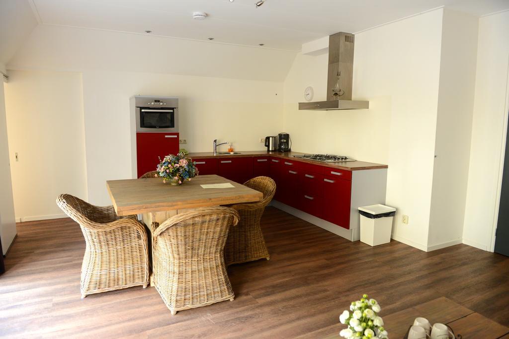 Stiens Appartementen Verhuur De Trijehoek מראה חיצוני תמונה