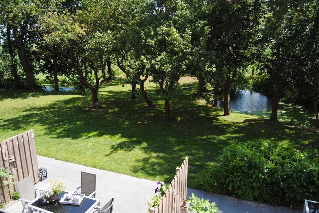 Stiens Appartementen Verhuur De Trijehoek מראה חיצוני תמונה